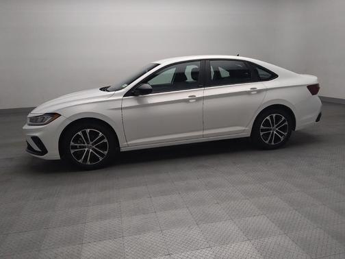Pure White 2025 Volkswagen Jetta 1.5T Sport