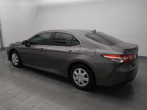 2019 Toyota Camry Hybrid LE