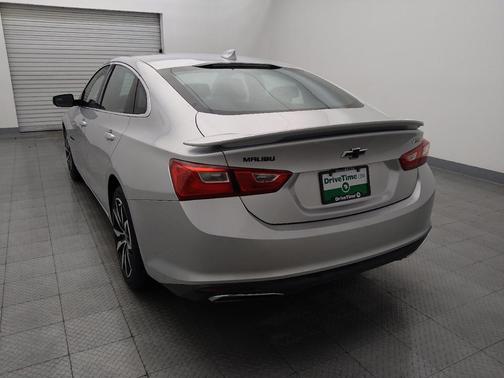 Silver Ice Metallic 2021 Chevrolet Malibu FWD RS
