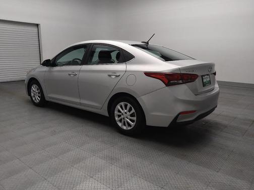 Olympus Silver 2022 Hyundai Accent SEL