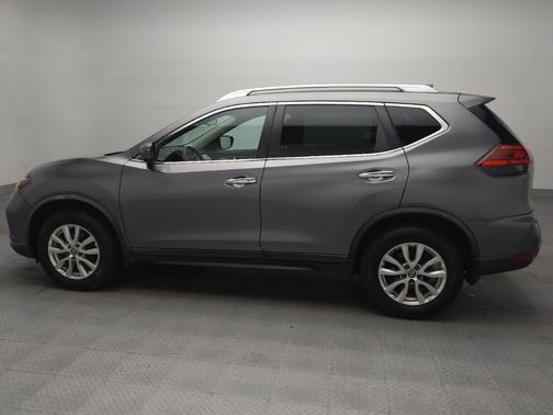 Gray 2017 Nissan Rogue SV