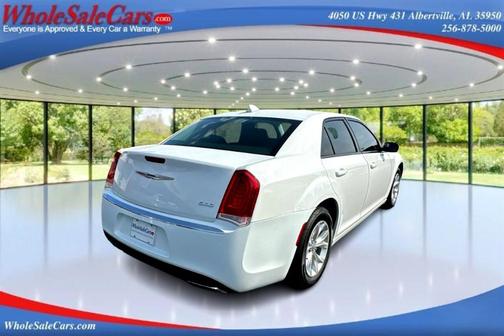 2016 Chrysler 300 Limited