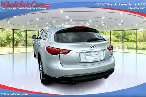 2017 INFINITI QX70 Base