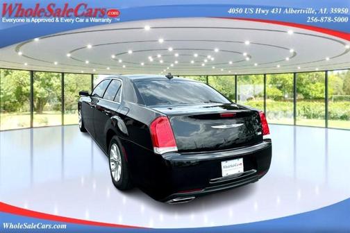 2016 Chrysler 300 Limited