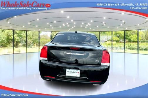 2016 Chrysler 300 Limited