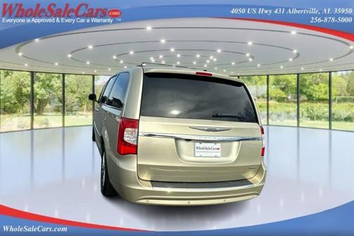 2011 Chrysler Town & Country Limited