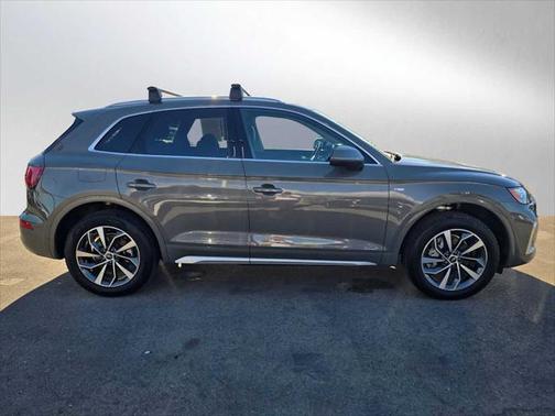 2025 Audi Q5 Premium 45 TFSI S line quattro