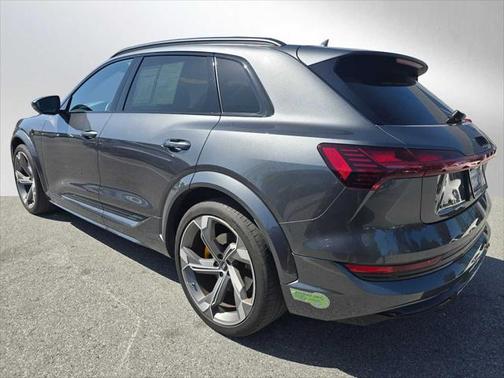 2023 Audi e-tron S Premium Plus quattro