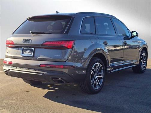 2025 Audi Q7 Premium Plus 45 TFSI quattro Tiptronic