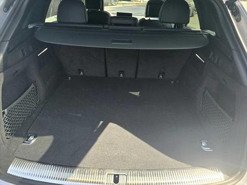 2024 Audi Q5 Prestige 55 TFSI e S line quattro S tronic