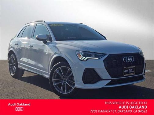 2025 Audi Q3 Premium 45 TFSI S line quattro Tiptronic