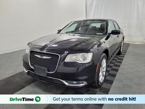 2015 Chrysler 300 Limited