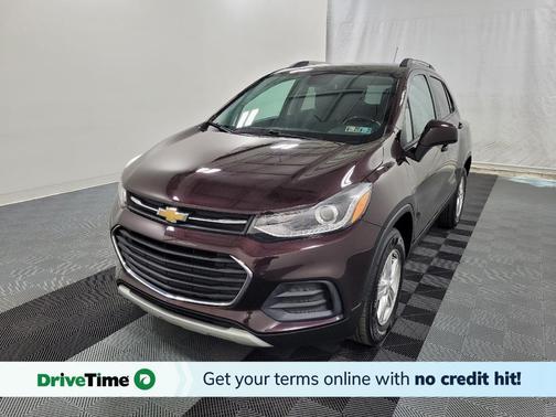 Black Cherry Metallic 2022 Chevrolet Trax LT