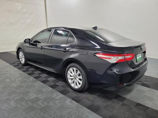 Midnight Black Metallic 2019 Toyota Camry LE