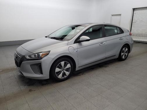 2019 Hyundai IONIQ Plug-In Hybrid Base