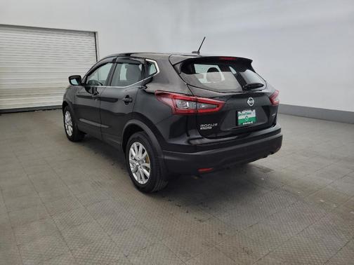 Magnetic Black Pearl 2022 Nissan Rogue Sport S