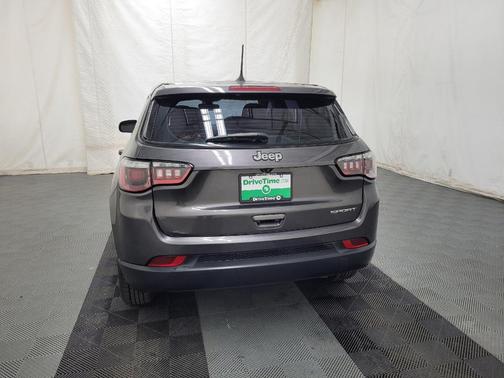 Granite Crystal Metallic Clearcoat 2019 Jeep Compass Sport