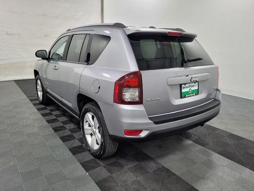 Billet Silver Metallic Clearcoat 2015 Jeep Compass Latitude