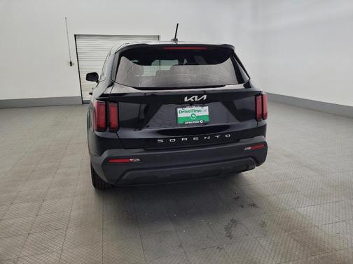 2022 Kia Sorento LX