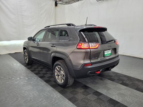 2022 Jeep Cherokee Trailhawk