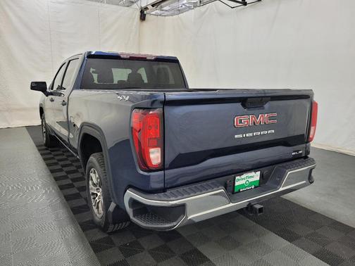 Pacific Blue Metallic 2020 GMC Sierra 1500 SLE