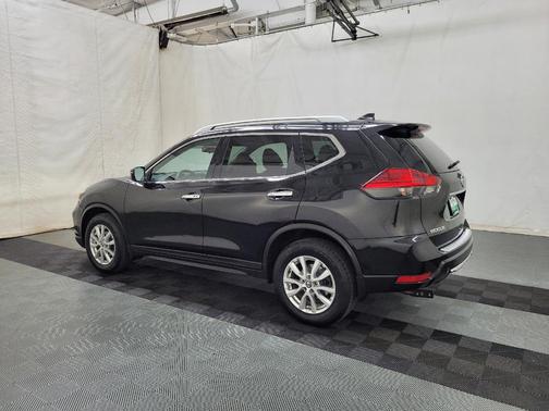 Magnetic Black 2017 Nissan Rogue SV