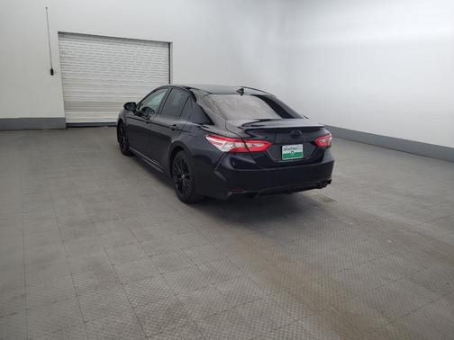 Midnight Black Metallic 2020 Toyota Camry SE