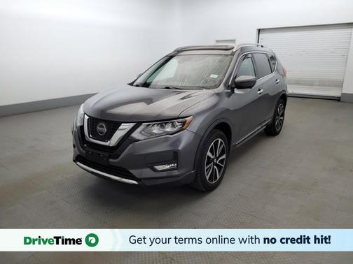 Gun Metallic 2019 Nissan Rogue SL