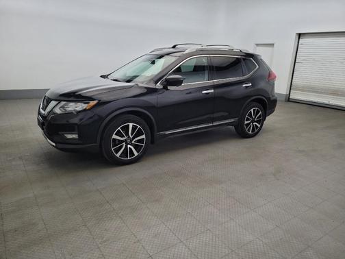 Magnetic Black Pearl 2020 Nissan Rogue SL