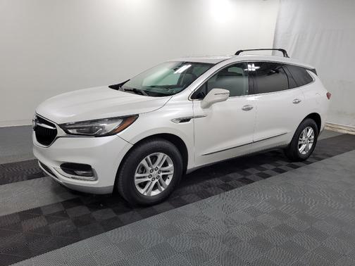 White 2018 Buick Enclave Essence
