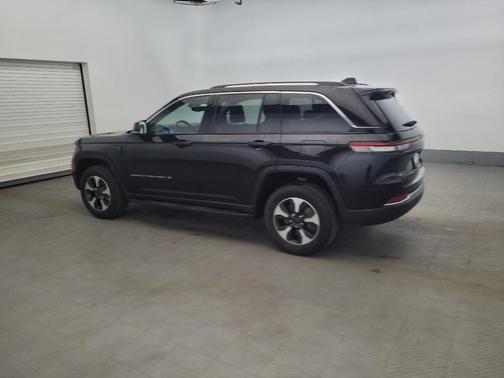 Diamond Black Crystal Pearlcoat 2022 Jeep Grand Cherokee 4xe Base