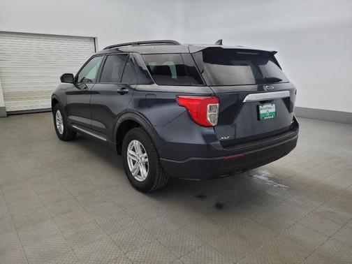 Blue 2022 Ford Explorer XLT