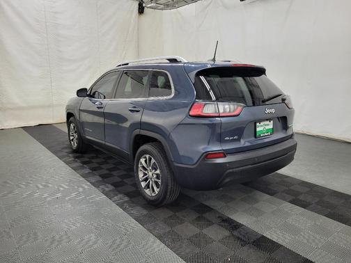 Blue Shade Pearlcoat 2019 Jeep Cherokee Latitude Plus