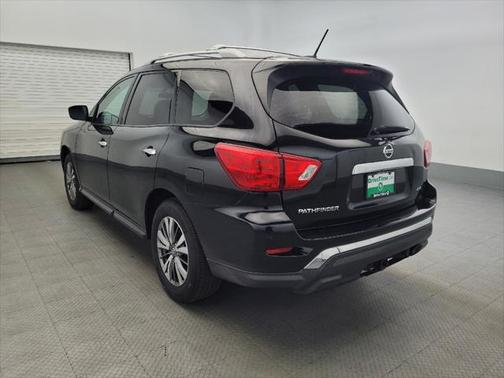 2018 Nissan Pathfinder S