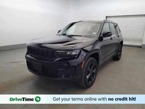 Diamond Black Crystal Pearlcoat 2023 Jeep Grand Cherokee Altitude