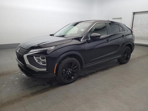 Labrador Black Pearl 2024 Mitsubishi Eclipse Cross LE