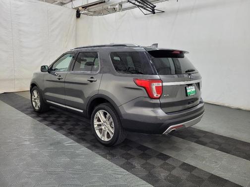 Gray 2016 Ford Explorer XLT