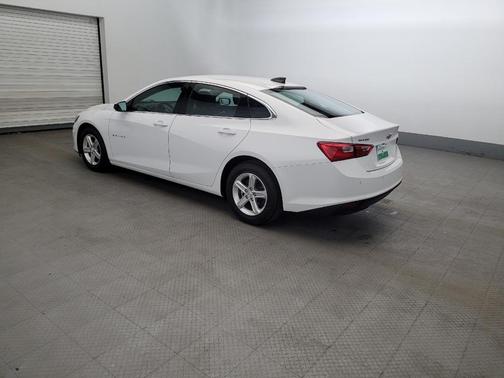 Summit White 2023 Chevrolet Malibu 1LS