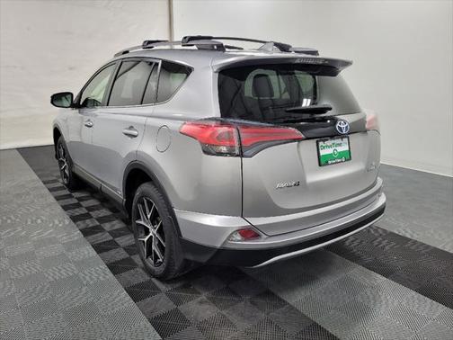 2017 Toyota RAV4 Hybrid SE