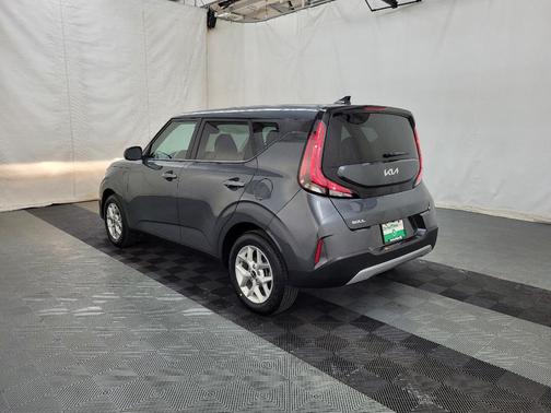 Gray 2025 Kia Soul LX