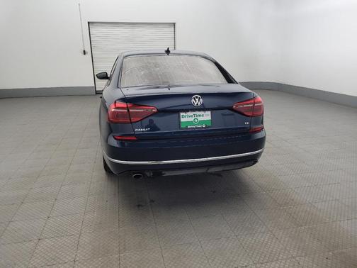 2018 Volkswagen Passat 2.0T R-Line