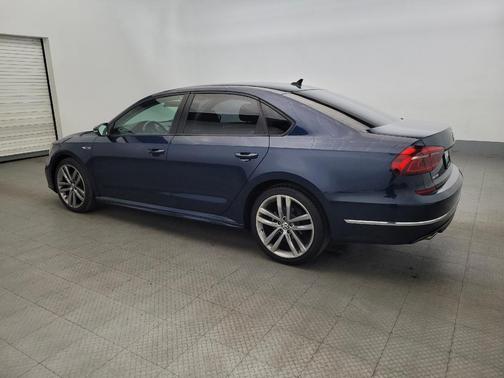 2018 Volkswagen Passat 2.0T R-Line