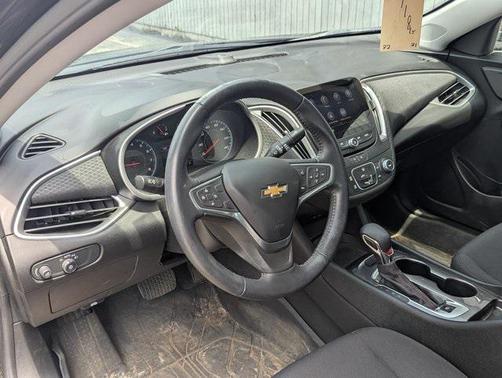 2022 Chevrolet Malibu FWD RS