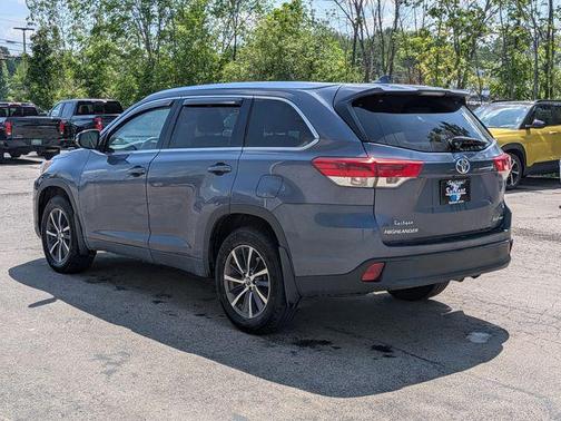 Shoreline Blue Pearl 2018 Toyota Highlander XLE