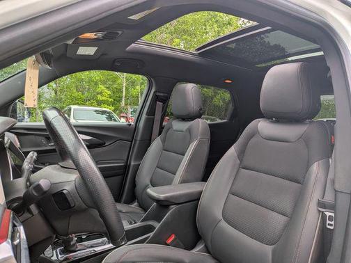 Summit White 2022 Chevrolet Trailblazer RS