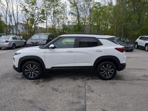 Summit White 2023 Chevrolet Trailblazer ACTIV
