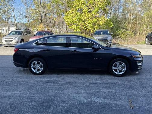 2022 Chevrolet Malibu 1LS