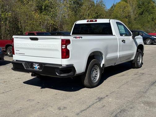 Summit White 2026 Chevrolet Silverado 1500 WT