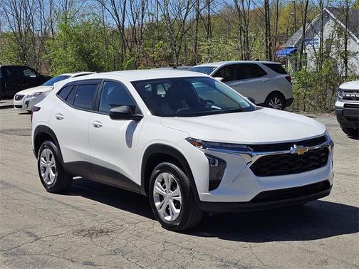 2024 Chevrolet Trax LS
