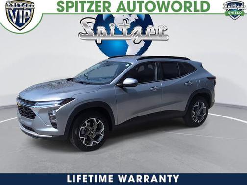 Sterling Gray Metallic 2026 Chevrolet Trax LT